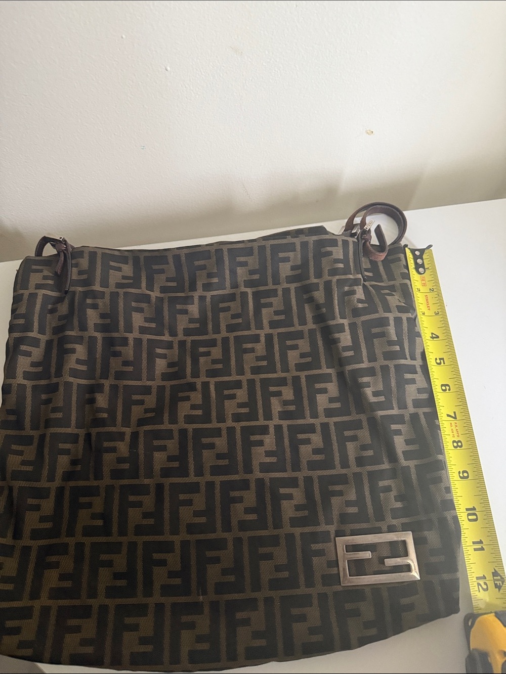 Fendi Leather Tab Accent in Deep Brown & Fendi Wallet bundle! - Picture 7 of 13